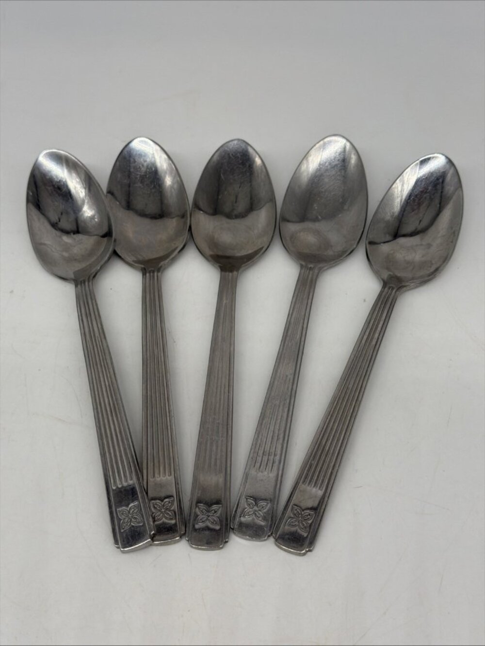 Oneida Park Place With Flower Set Of 5 Spoons D/C 2010 Stainless Steel 6”